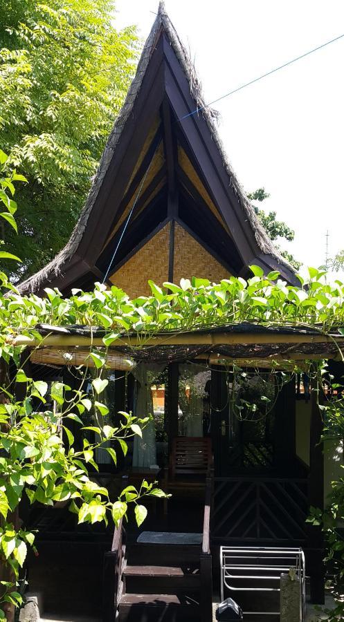 Ana Warung & Bungalows Ilhas Gili Exterior foto