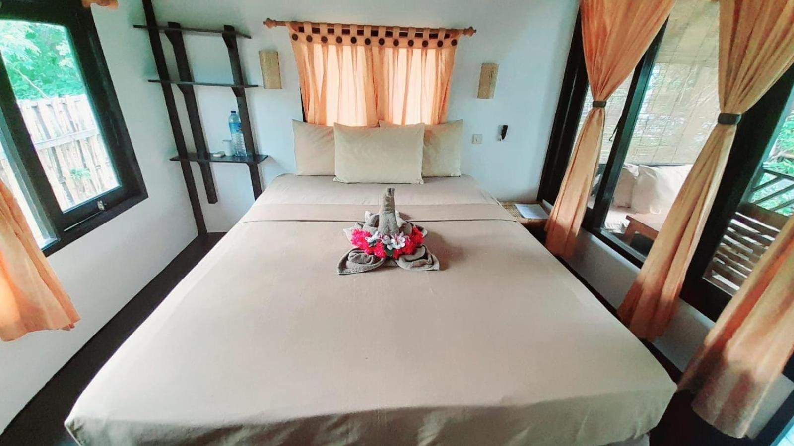 Ana Warung & Bungalows Gili Meno Exterior foto