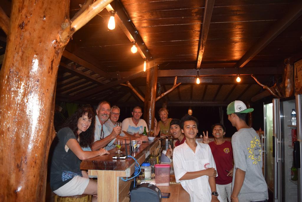 Ana Warung & Bungalows Ilhas Gili Exterior foto