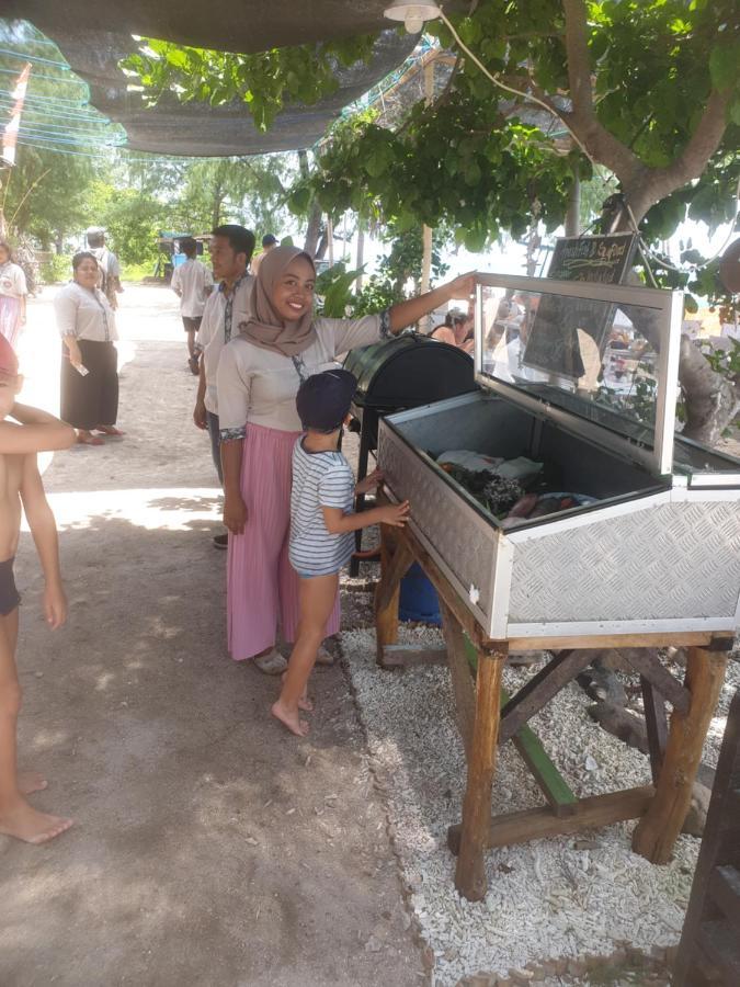 Ana Warung & Bungalows Ilhas Gili Exterior foto